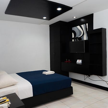 Davao Royal Suites And Residences Екстериор снимка