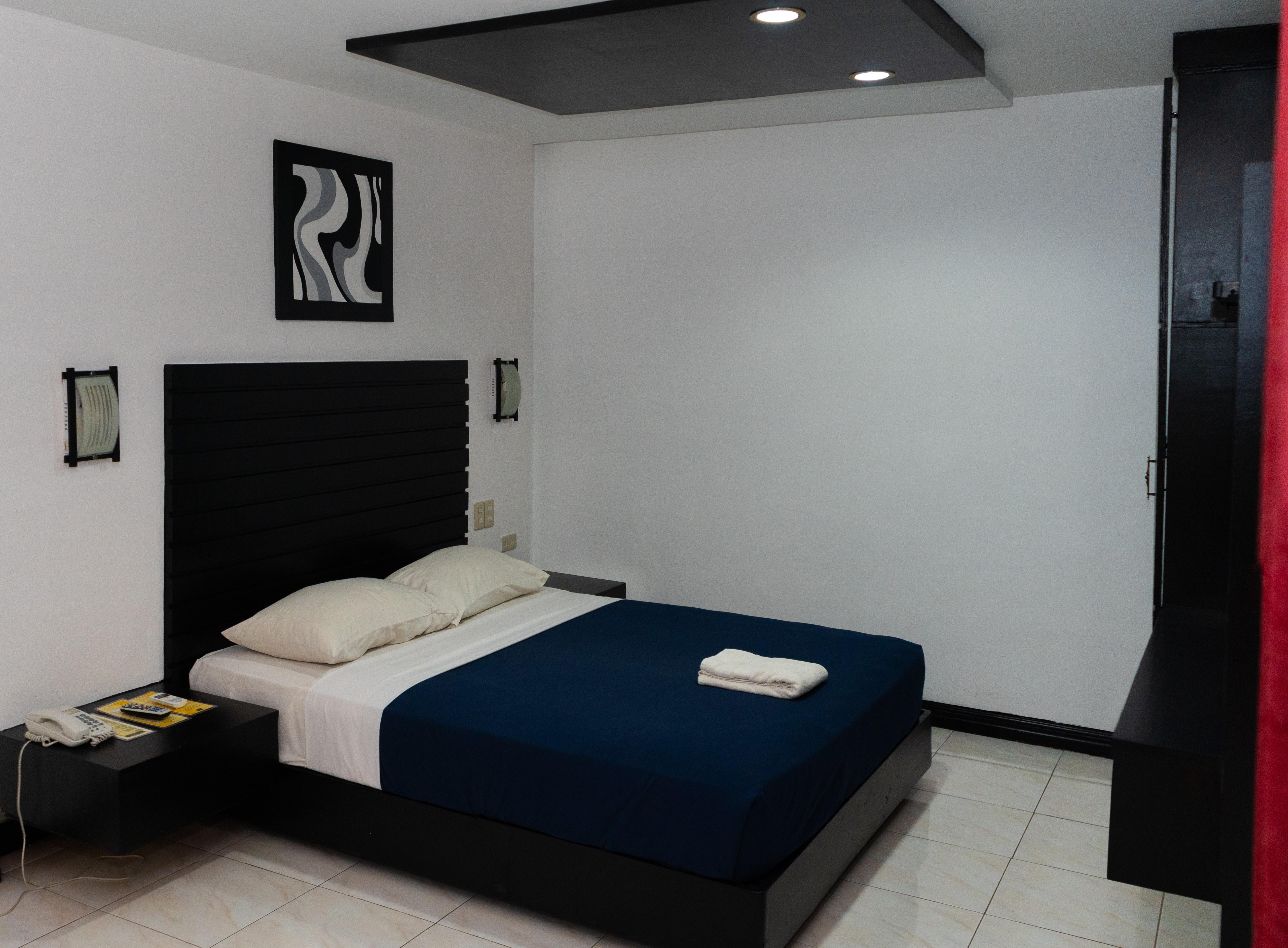 Davao Royal Suites And Residences Екстериор снимка