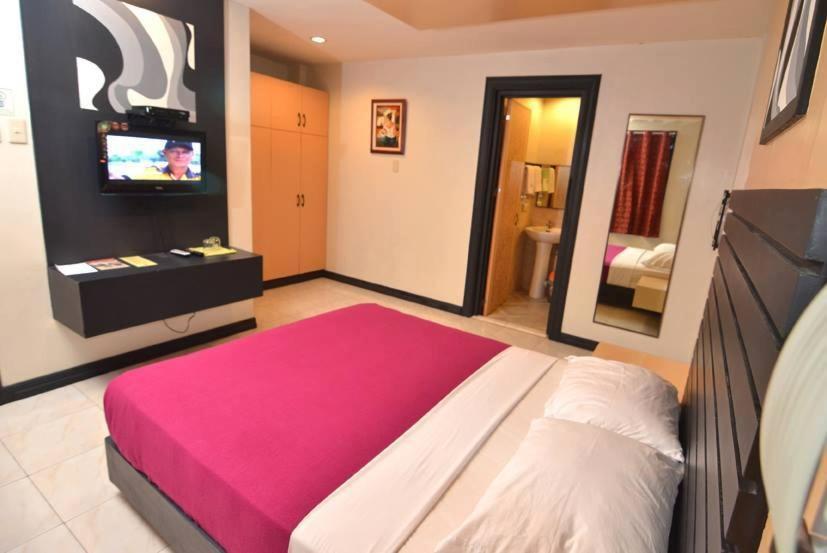 Davao Royal Suites And Residences Екстериор снимка