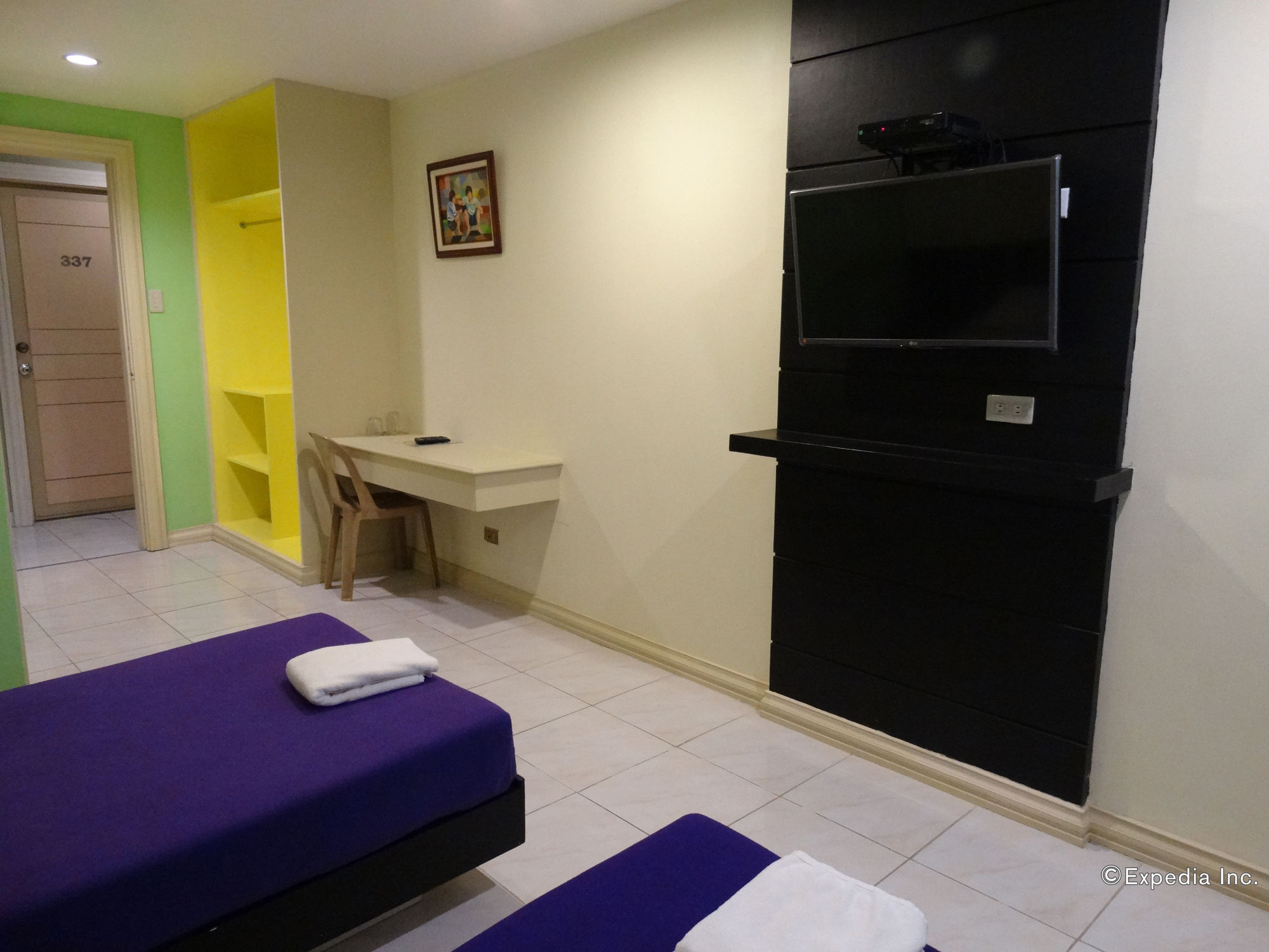 Davao Royal Suites And Residences Екстериор снимка
